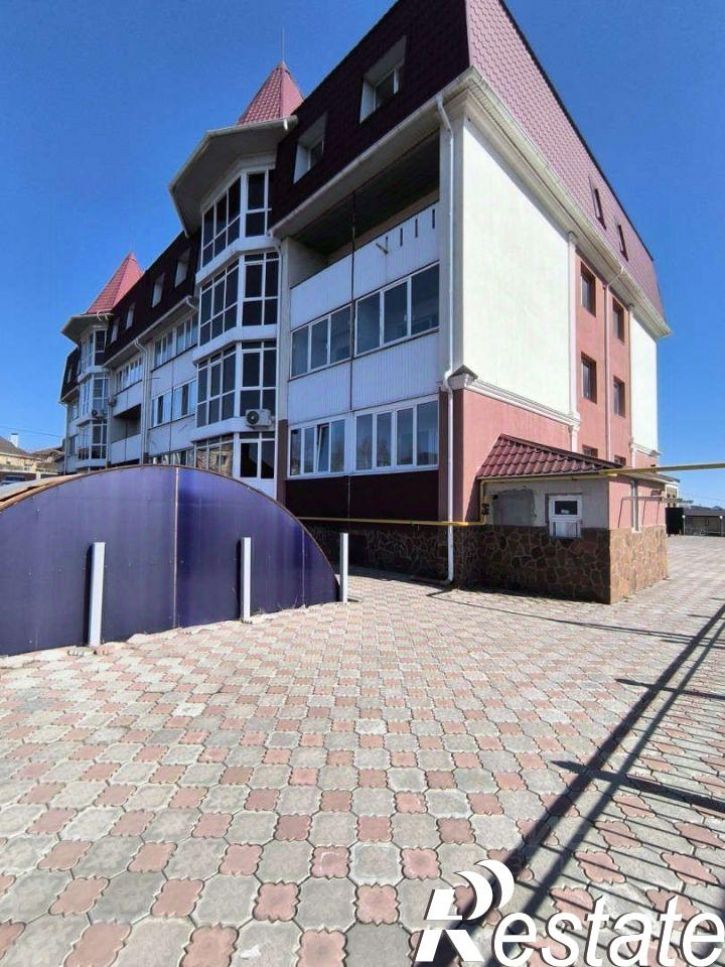 4-комн квартира Питерская улица, 16А,  д. 16А