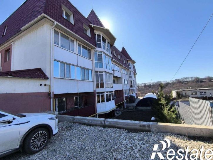 4-комн квартира Питерская улица, 16А,  д. 16А