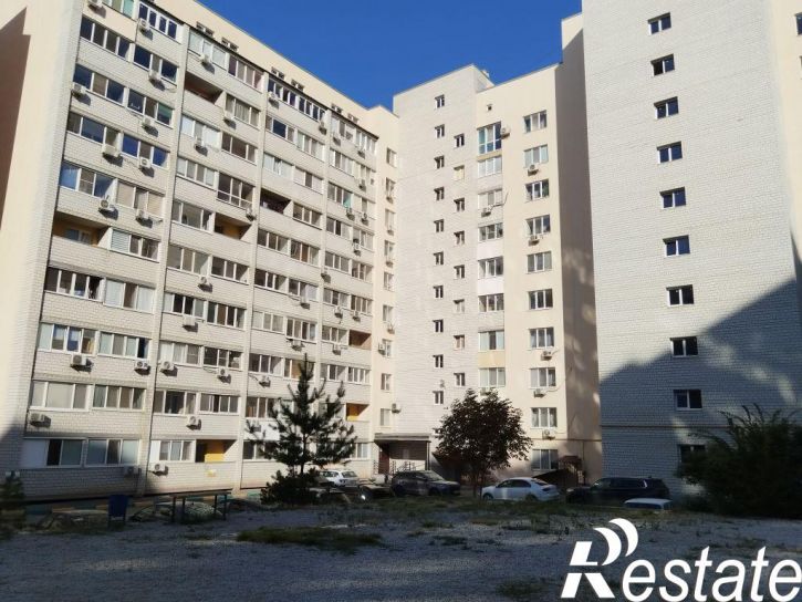 2-комн квартира Академика Семёнова ул, 11Б
