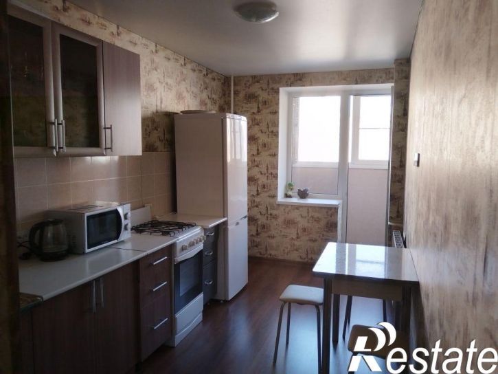 2-комн квартира Академика Семёнова ул, 11Б