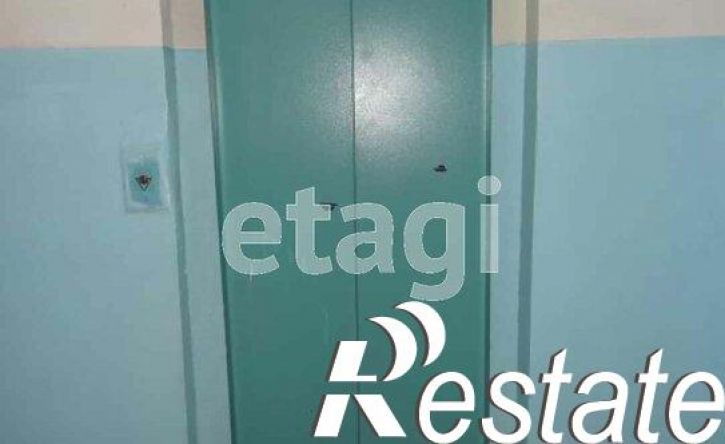 3-комн квартира улица Тархова, 40,  д. 40