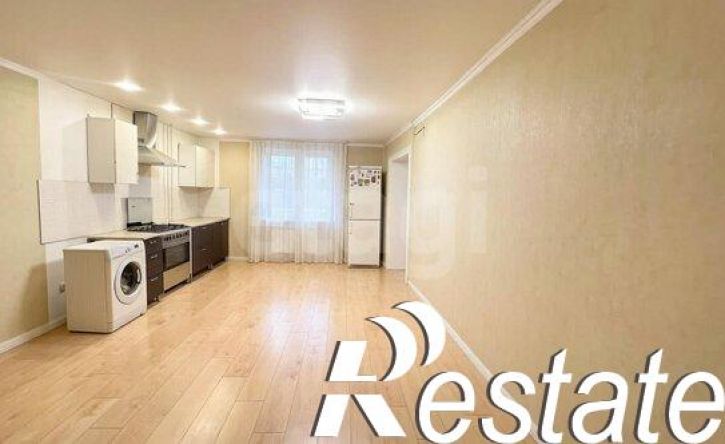 2-комн квартира улица Тархова, 27Б,  д. 27Б