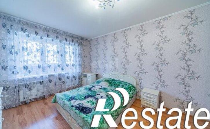 3-комн квартира улица Тархова, 40,  д. 40