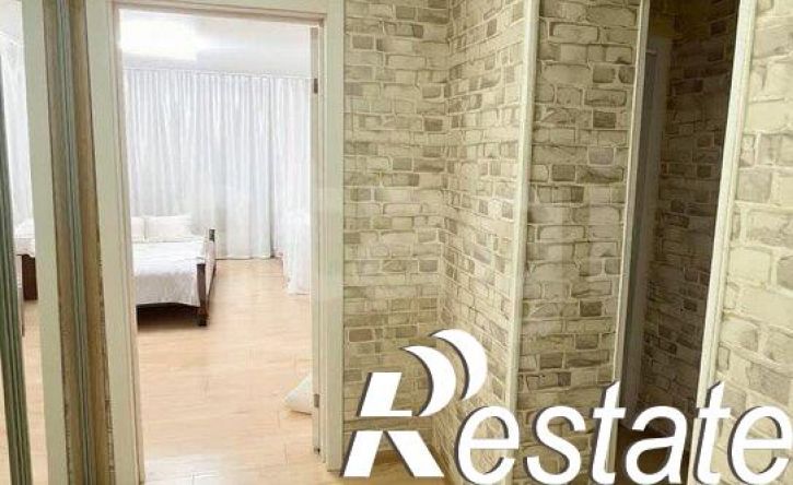 2-комн квартира улица Тархова, 27Б,  д. 27Б