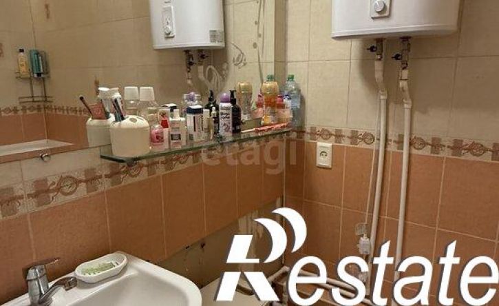 1-комн квартира проспект Строителей, 72,  д. 72