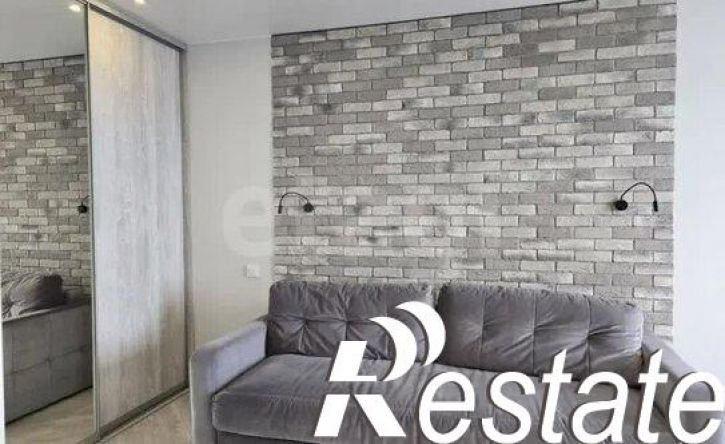 3-комн квартира улица Симбирцева, 44,  д. 44