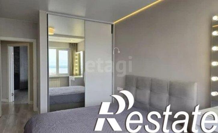 3-комн квартира улица Симбирцева, 44,  д. 44