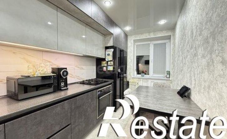 4-комн квартира 3-й Крекингский проезд, 19,  д. 19