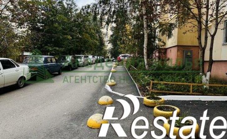 2-комн квартира улица Тархова, 27,  д. 27