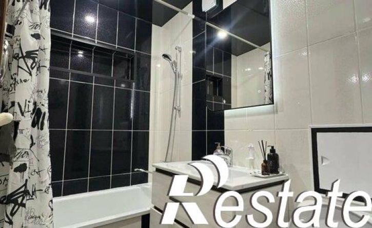 2-комн квартира Ульяновская улица, 32,  д. 32