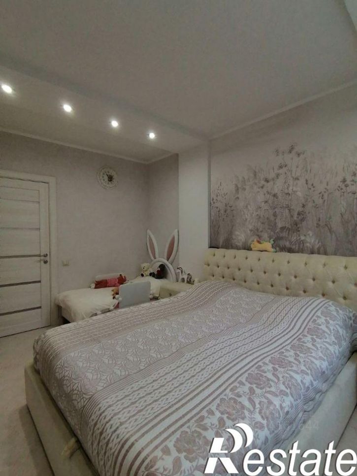 2-комн квартира Хрустальная улица, 55В,  д. 55В