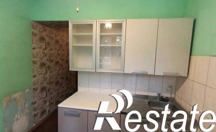 2-комн квартира проспект Строителей, 80,  д. 80