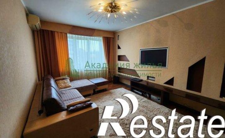 3-комн квартира Ипподромная улица, 12А,  д. 12А