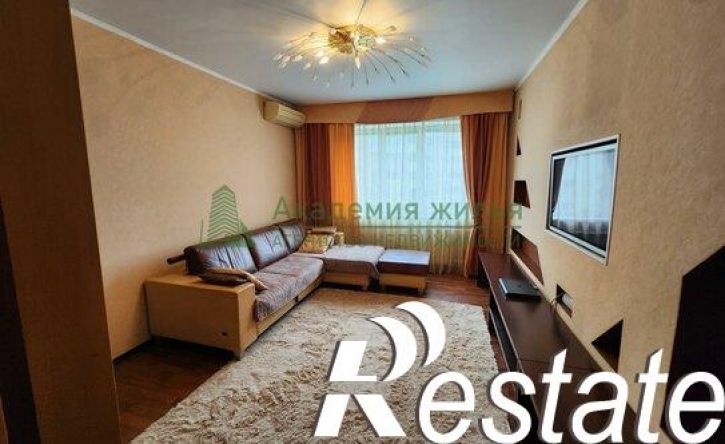 3-комн квартира Ипподромная улица, 12А,  д. 12А