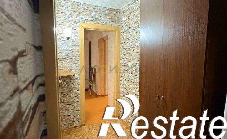 3-комн квартира Крекингская улица, 35/21,  д. 35/21