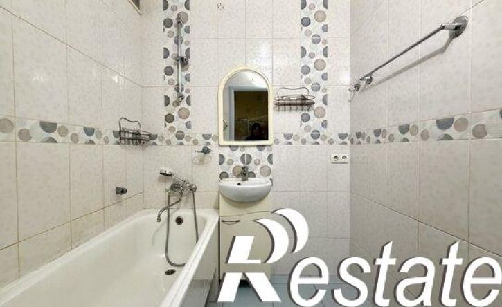 4-комн квартира Омская улица, 1А,  д. 1А