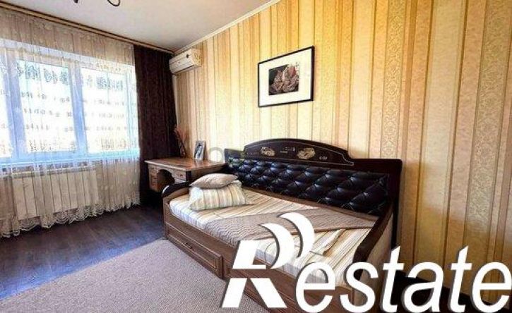 3-комн квартира улица Тархова, 35,  д. 35