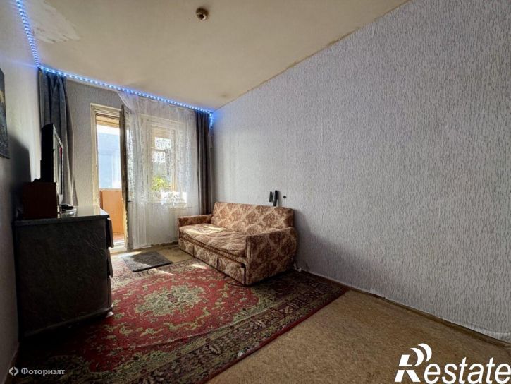 4-комн квартира Топольчанская ул, 1б