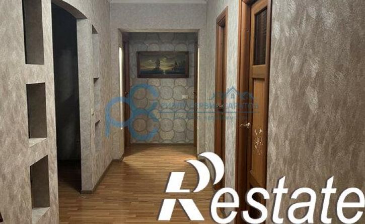 4-комн квартира улица Чернышевского, 92А,  д. 92А