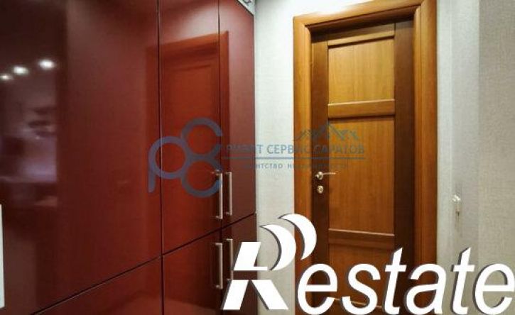 4-комн квартира улица Чернышевского, 92А,  д. 92А
