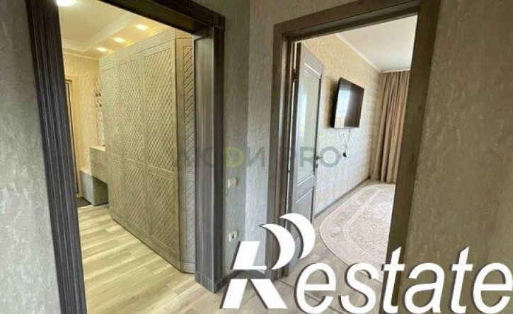 3-комн квартира улица имени Кузнецова Н. В., 11,  д. 11
