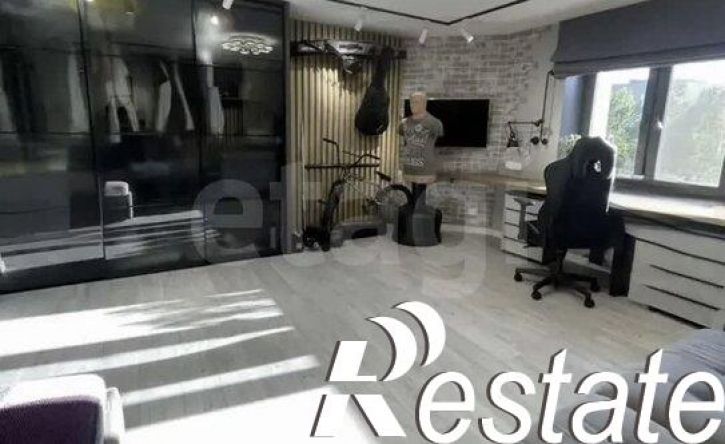 3-комн квартира проспект Строителей, 22,  д. 22