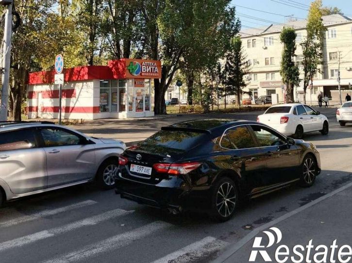 Торговое помещение Казачья Б. улица, 103а