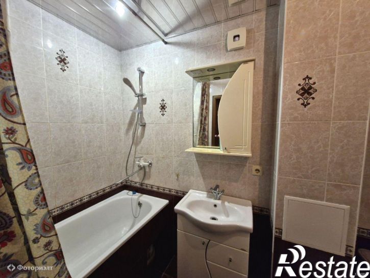 1-комн квартира Хрустальная ул, 55Е