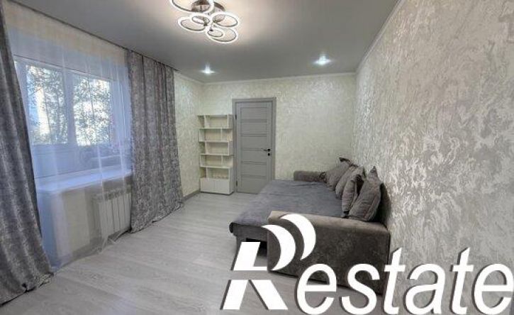 3-комн квартира проспект Строителей, 86,  д. 86