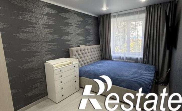 3-комн квартира проспект Строителей, 86,  д. 86