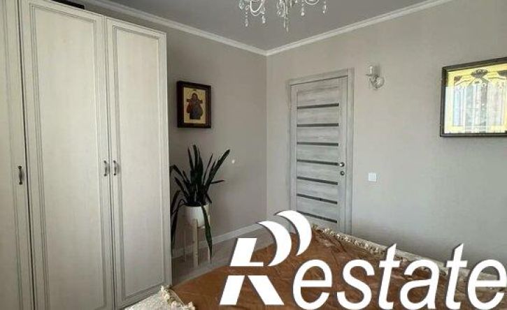 2-комн квартира улица имени Лисина С. П., 12/10,  д. 12/10