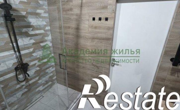 2-комн квартира проспект Строителей, 2А,  д. 2А