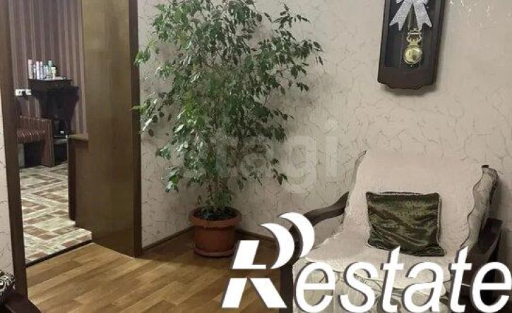 2-комн квартира улица Орджоникидзе, 13/3,  д. 13/3
