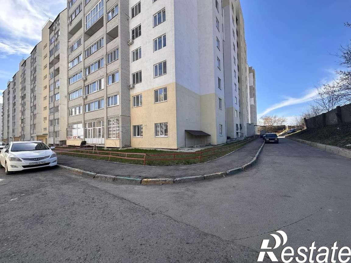 Купить торговое помещение за 17 000 000 рублей на Романтиков улица, 48ка