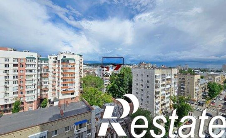 3-комн квартира улица Сакко и Ванцетти, 27/31,  д. 27/31