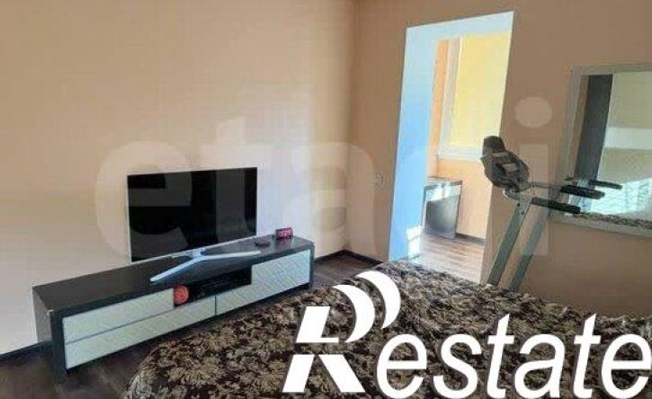 2-комн квартира улица Лесная Республика, 11,  д. 11