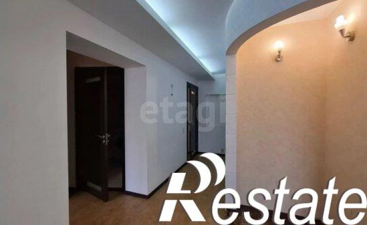 3-комн квартира Усть-Курдюмская улица, 11,  д. 11